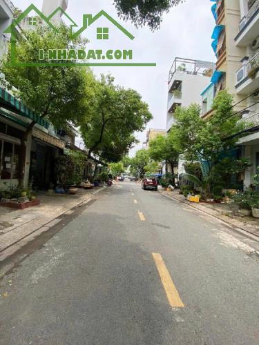 **🏡 NHÀ LÔ GÓC ĐẠI MỖ - 6.xx TỶ - GARA Ô TÔ ĐỘC QUYỀN!** - 3