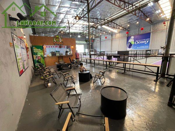 Thủ Đức  ! Sang nhượng sân pickleball DT : 1500m2 , có 5 sân , mái che và Quán Cafe + 2 - 1