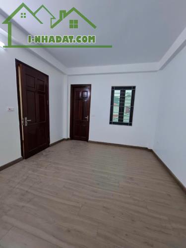 45m 5 tầng 6 ngủ khép kín full nội thất 
nhà cạnh trường cấp 3 lê lợi bà triệu hà đông - 3
