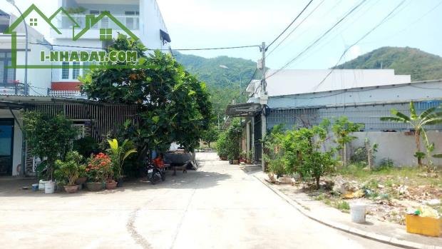 ĐẤT TĐC HÒN RỚ 2( NHÁNH SÔNG), 100M2, NGANG 5M, ĐƯỜNG 7M, GIÁ CHỈ 3 TỶ 350 - 1