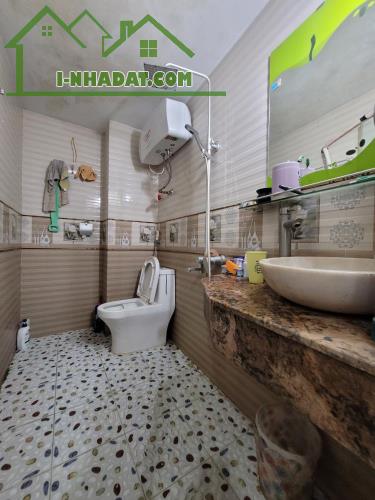 CHỦ TỰ XÂY – NHÀ ĐẸP LONG LANH – CÓ Ô CHỜ THANG MÁY – FULL NỘI THẤT – Ô TÔ TRÁNH –GẦN AEON - 3