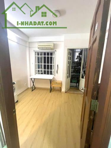 GIÁ MỀM NHẤT QUẬN 1- NGUYỄN TRÃI - 7.9 TỶ- Diện tích: 31m2, ngang 4m-Kết cấu: 1 trệt, 1 - 4