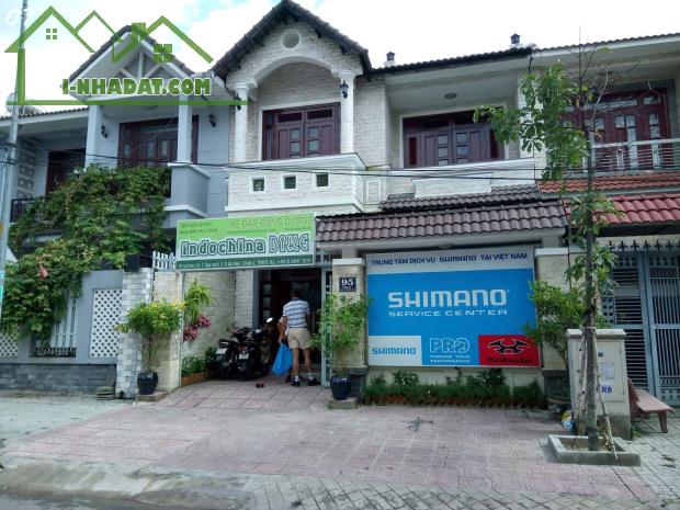Cho thuê Biệt thự Hầm 3 tầng, An Phú Quận 2 giá siêu tốt