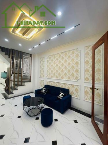 Nhà mới Trương Định Hoàng Mai 41m 5 tầng 7 ngủ – ô tô cách 10m – tặng nội thất, 7,4 tỷ. - 3