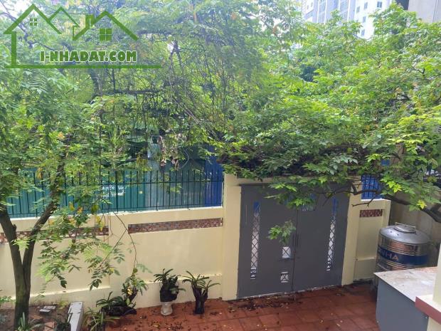 CÀN BÁN BIỆT THỰ KIM GIANG,HOÀNG MAI,GARA OTO, DT RỘNG, LÔ GÓC, GIÁ 26 TỶ