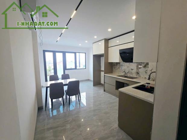 BÁN NHÀ PHỐ TƯ ĐÌNH LONG BIÊN 40M2 6T Ô TÔ TRÁNH DỪNG ĐỖ CHỈ 12 TỶ, Ở KẾT HỢP KD - 2
