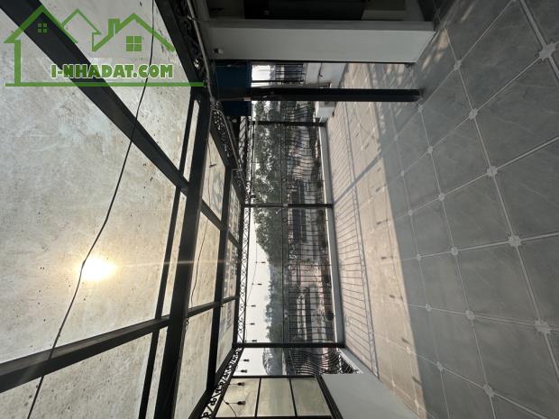 [KINH DOANH] Bán nhà Nguyễn Văn Cừ - Long Biên - Kinh Doanh - Mặt tiền lớn 41m2 giá 9 tỷ 1 - 2