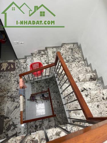 Nhà Sài Đồng, 3 tầng, 86m2, dân xây, thoáng trước sau, full nội thất. - 1