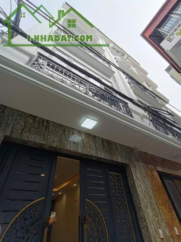 HOÀNG HOA THÁM - Ô TÔ ĐỖ CỬA - NGÕ THÔNG CÁC NGẢ - KHUNG CỘT BÊ TÔNG - BẢY TẦNG KIÊN CỐ