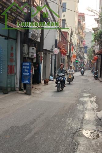✨ Cần BÁN gấp NHÀ CỔ NHUẾ – 35M², 5 TẦNG + 1 TUM – THANG MÁY – LÔ GÓC ✨  🏡 Nhà đẹp, tho