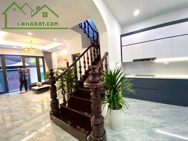 Bán nhà đẹp, diện tích rộng, 5 tầng, 59m2 , giá 12.6 tỷ, khu phân lô VIP, Nguyễn Trãi, - 2