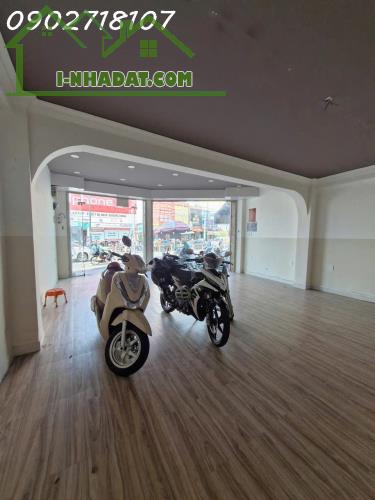 Chính chủ Cho thuê Mặt Bằng khu vực Gò Vấp Góc Lê Quang Định và Phạm Văn Đồng. - 4