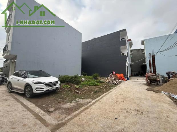 Bán 48m2 đất sát bên chung cư tổ 6 thị trấn An Dương giá 1,35 tỷ ô tô đỗ cửa Lh 0979087664 - 2