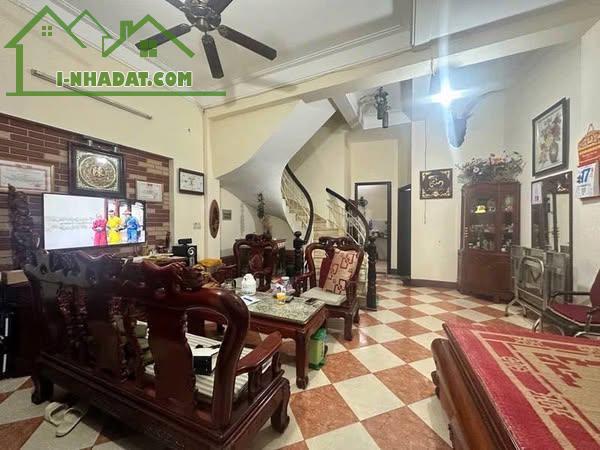 BÁN NHÀ PHỐ NGỌC LÂM 93M2 5T MẶT TIỀN 6.5M, VỈA HÈ, Ô TÔ DỪNG ĐỖ KINH DOANH, 20.X TỶ - 2