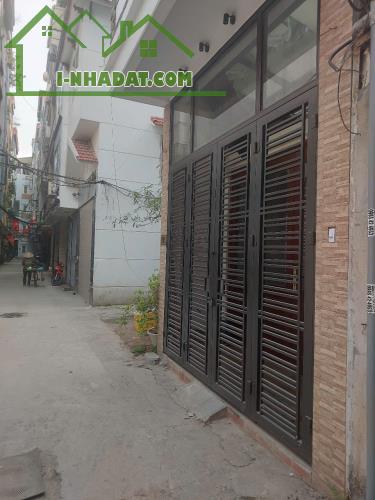Siêu phẩm 35m2 / 5 tầng , gara- Ngọc Thụy, Long Biên ngõ thông