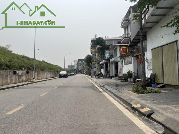 Giảm SỐC 5tỷ! Giá rẻ! Bán GẤP nhà 3T Phúc Lợi, vỉa hè ô tô tránh 135m, MT 5.3m, giá 18 tỷ - 2