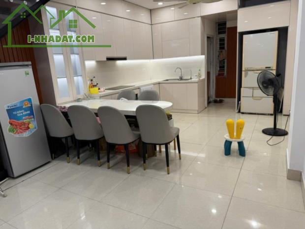 Bán nhà đẹp dân xây Mỹ ĐÌnh 56m 5 tầng mặt tiền 4m giá hơn 10 tỷ - 2
