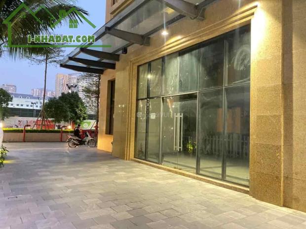 Bán gấp shophouse chân đế tòa CT8 Emerald Mỹ Đình Sông Đà, dòng tiền thu về 2500$/tháng. - 3
