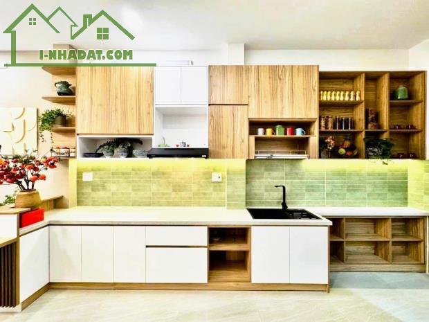 TÂN BÌNH – 3 TẦNG – 4X10 – HẺM XE HƠI – FULL NỘI THẤT - CHỈ 5,X - 1