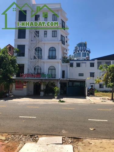 Chính chủ bán tòa nhà 680,8m2, có 32 phòng cho thuê