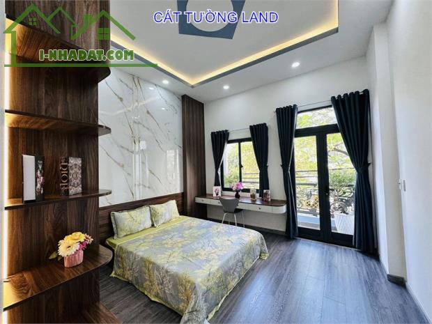 Nhà Trệt 2 Lầu full nội thất, 4PN. Hẻm 8m Phan Huy Ích, Phường 15. Chỉ 6.5 tỷ