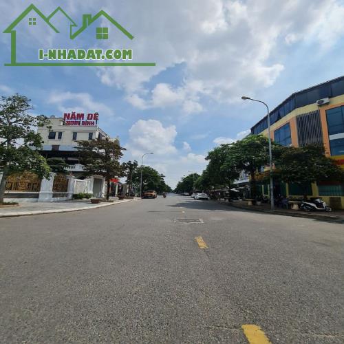 Tái định cư Trâu Quỳ, Gia Lâm. 61m2, mt 4.4m view vườn hoa.Lh 0989894845 - 3