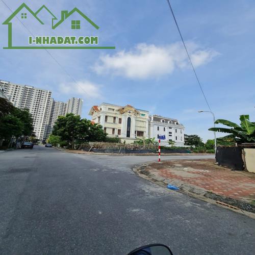 60,2m2 Tái địn cư Trâu Quỳ, Gia Lâm, Hà Nội. Mt 4,6m, đường 13m, view đẹp. Lh 0989894845 - 3