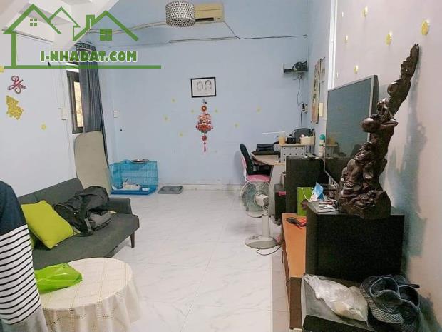 BÁN NHÀ MẶT TIỀN NGUYỄN TRI PHƯƠNG QUẬN 5 - 100M2 - 2