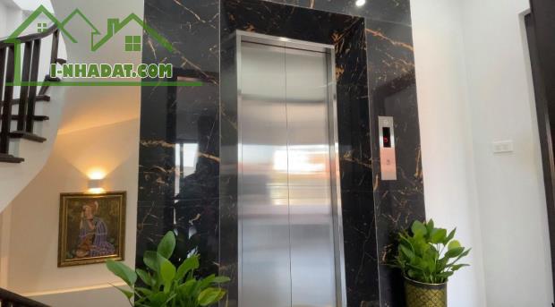 LIỀN KỀ LỘC NINH MẶT ĐƯỜNG 6 CŨ CÓ THANG MÁY KINH DOANH - 4