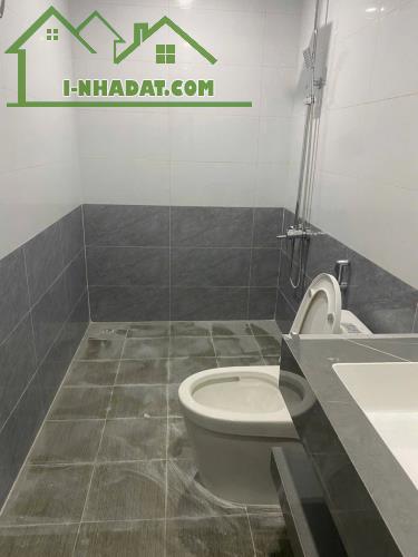 Chính chủ bán gấp chung cư tòa -Vinapharm 60B Nguyễn Huy Tưởng, Thanh Xuân. 100m2, 3N – - 2