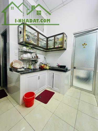 Bán Nhà 50m² Hẻm xe hơi Đường Lê Sát, Q. Tân Phú - 2