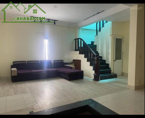 Cho thuê nhà Ngõ Quỳnh 2.5  tầng x 50m2, 2 ngủ làm VP, C.ty, Spa, Lớp học, ở gđ, 10tr