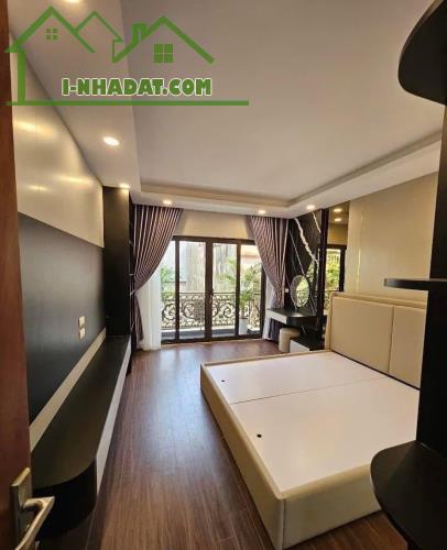 MẶT NGÕ KIM NGƯU - 30M RA PHỐ - NGÕ THÔNG ÔTÔ VÀO NHÀ - GIÁ 18 TỶ - 4