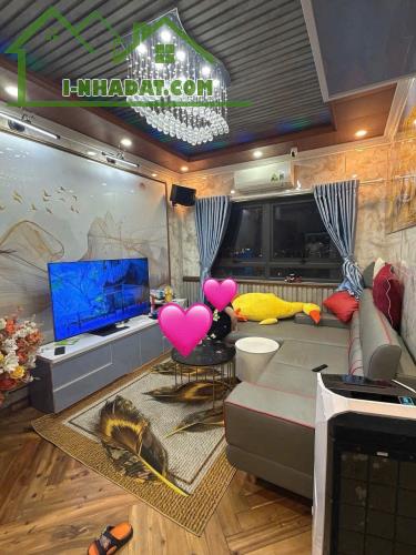 Bán nhanh trong tuần căn hộ SSH09 tầng vừa đẹp. nội thất gỗ sang đẹp. bán nhanh 1 tỷ 600 - 1