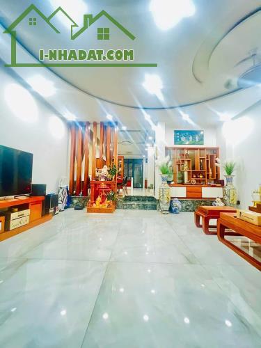 Bán nhà Mặt tiền Dương Đức Hiền - Lê Trọng Tấn, 7x23m, 5T - thang máy, 6PN, 27.9 tỷ