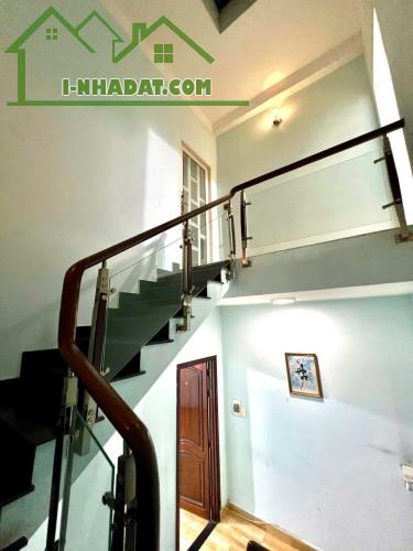 Siêu Phẩm nhà Hồ Văn Long gần ngã tư Gò Mây hẻm 5m thông 70m2,3Tầng Nhỉnh 5tỷ - 3