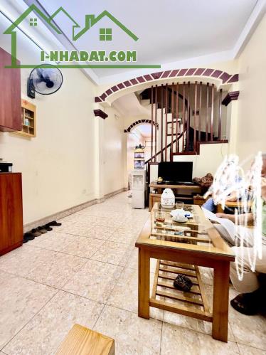 [HIẾM] Bán nhà Đông Ngạc dân xây 4 tầng 44m2 trước nhà thoáng, kinh doanh thoải mái, 8.1tỷ - 2
