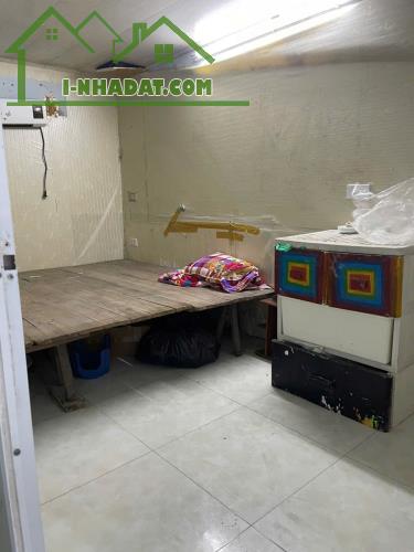 cho thuê nhà Hoàng Mai, Trương Định chỉ 5 Triệu, 50m2 x 1.5 tầng, 2 ngủ ở gđ, nhóm sv - 2
