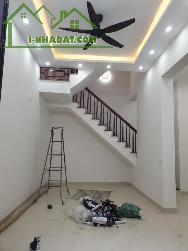 BÁN NHÀ 1.75 TỶ 3 TẦNG 65M2 ( ĐÔNG NAM ) NGÕ QUANG TRUNG