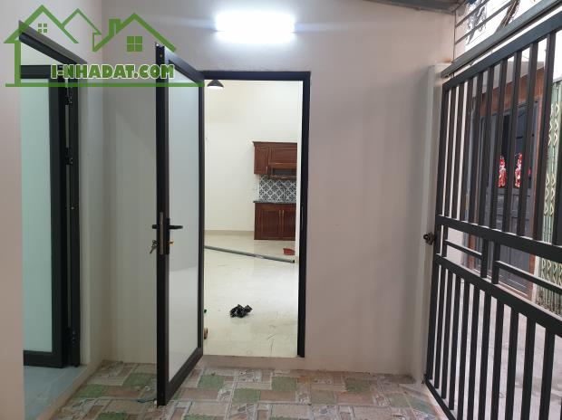 BÁN NHÀ 1.75 TỶ 3 TẦNG 65M2 ( ĐÔNG NAM ) NGÕ QUANG TRUNG - 5