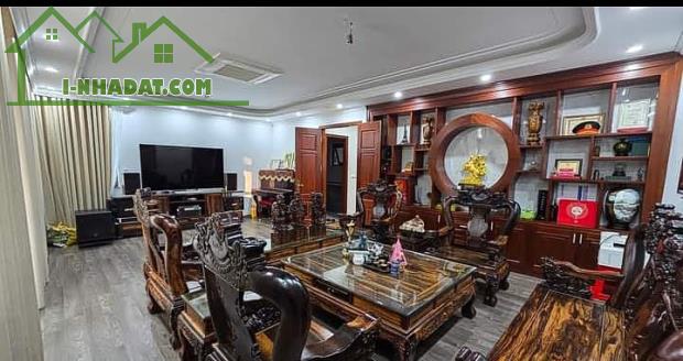 BIỆT THỰ NHÀ VƯỜN, ĐẸP LUNG LINH QUẬN TÂY HỒ THÔNG SỐ QUÁ ĐẸP 100m 6tầng, Mt hơn ,6m chỉ 2