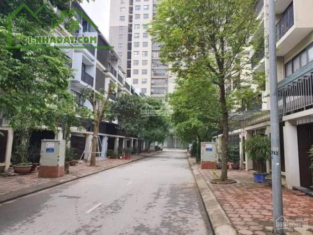 Bán Liền kề Mỹ Đình 62m2 5 tầng full nội thất giá chỉ nhỉnh 17 tỷ - 1