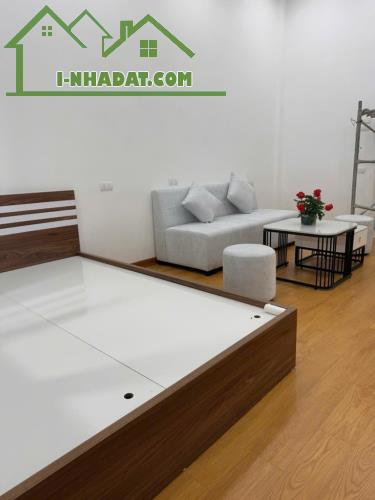 Nhỉnh 2.5 tỷ, 60m2, tập thể 03 ngủ, FULL nội thất, Ga Hà Nội, Trần Quý Cáp, Ngõ Văn Chương - 1