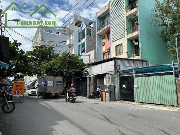 Hẻm xe hơi Dương Quảng Hàm, Gò Vấp,bán đất tặng nhà 82M² x 4 tầng, 4Pn