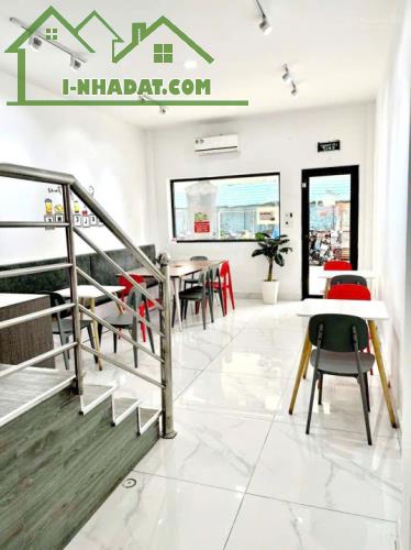 Bán nhà mặt phố Trần Hưng Đạo, 27 tỷ, 64m2, 7PN, 7WC, 5 tầng, mặt tiền đẹp - 1