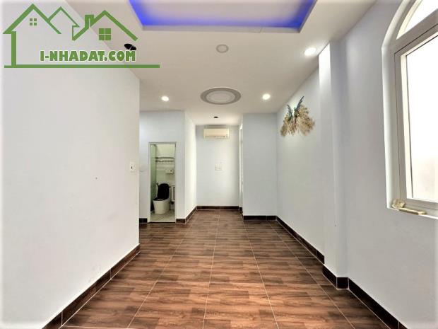 TẦM GIÁ 7 TỶ - NHÀ ĐẸP QUẬN 1 - VÀI BƯỚC RA MẶT TIỀN HOÀNG SA - 4 TẦNG 3PN MASTER VUÔNG A4 - 4