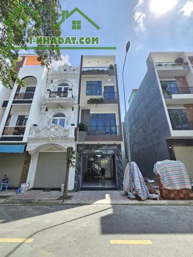 BÁN NHÀ TẠI PHƯỜNG ĐỊNH HÒA , THỦ DẦU 1 - 3