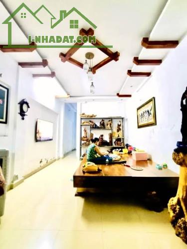 Nhà mặt tiền 2 tầng -Phạm Quang Ảnh -Gần biển Mỹ Khê- Giá chỉ 7,68 tỷ . - 1