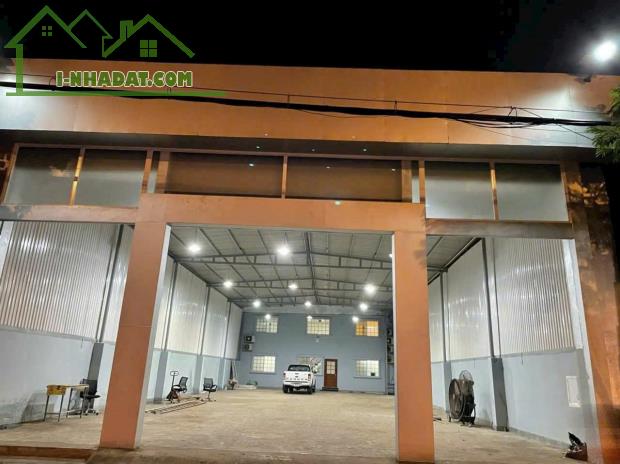 Nhà xưởng mặt tiền quốc lộ 1A, Bình Hưng Hòa B dt 490m2 giá 11 tỷ - 1