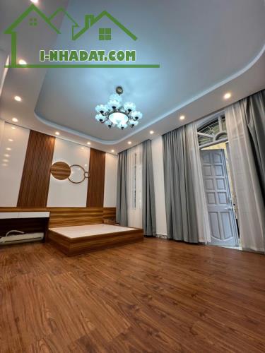 Bán nhà 80m2 Tứ Liên 6x14m 6T gara kinh doanh đầu tư chỉ 16 tỷ 0983458219